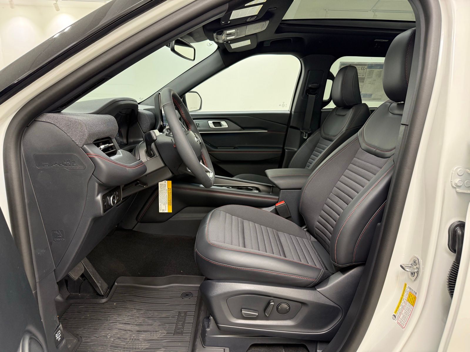New 2026 Ford Explorer - photo 17