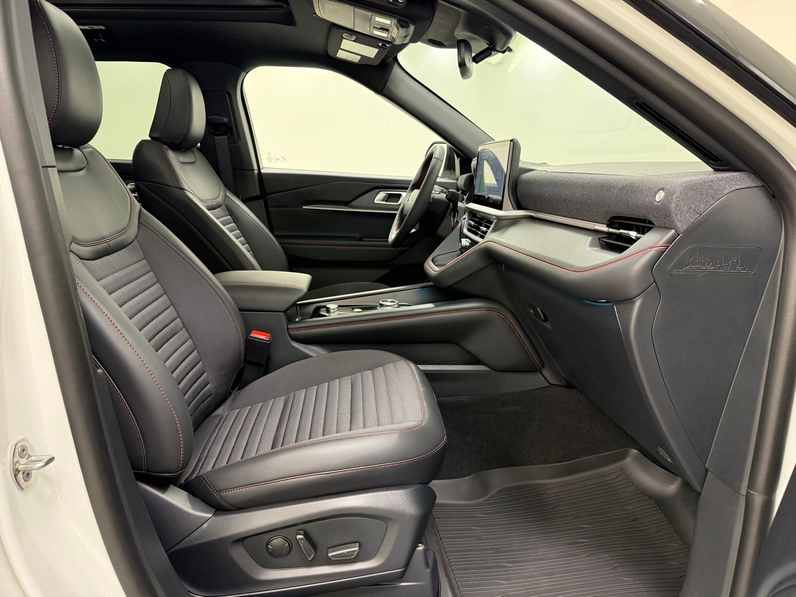 New 2026 Ford Explorer - photo 31