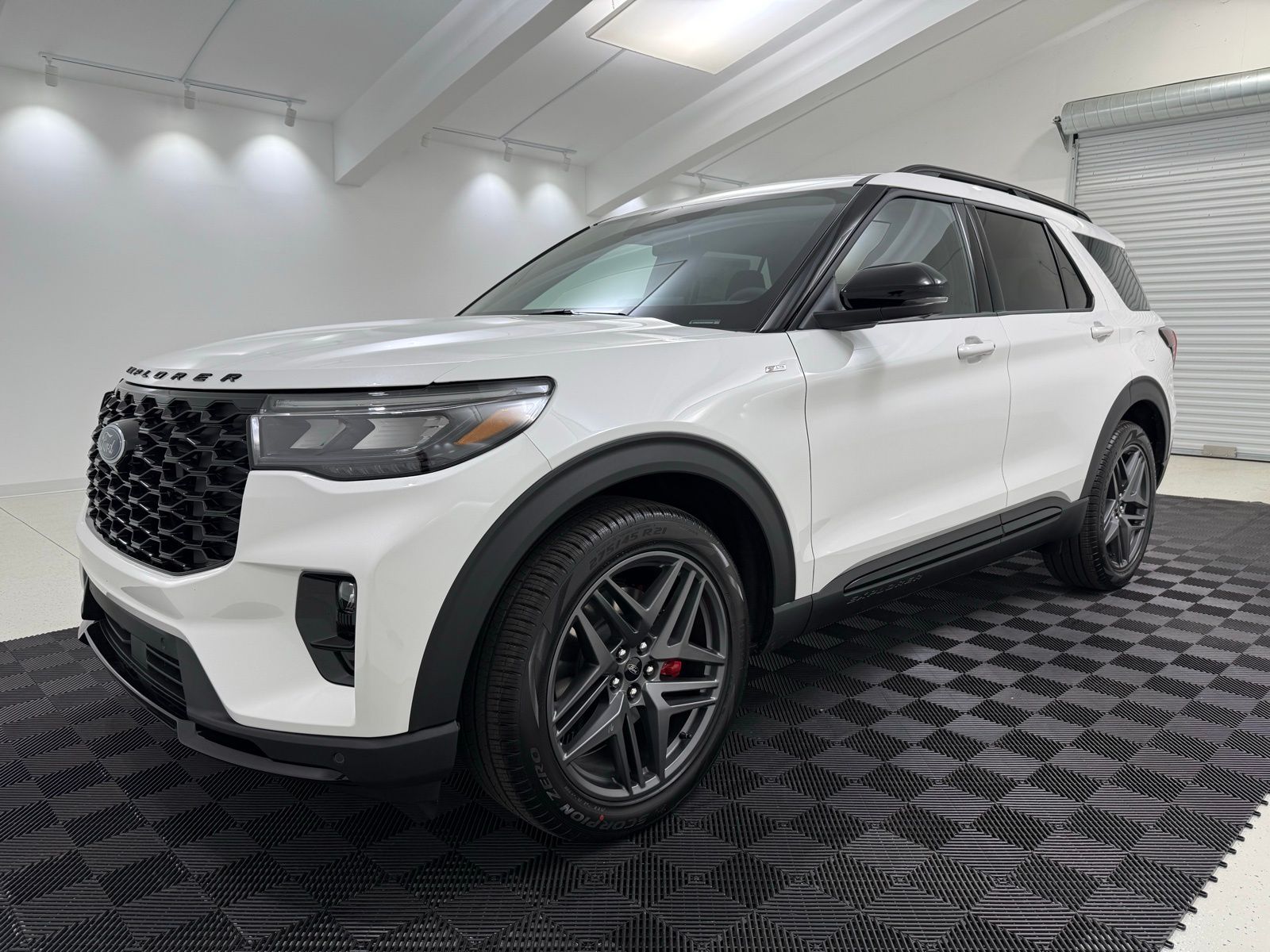 New 2026 Ford Explorer - photo 5