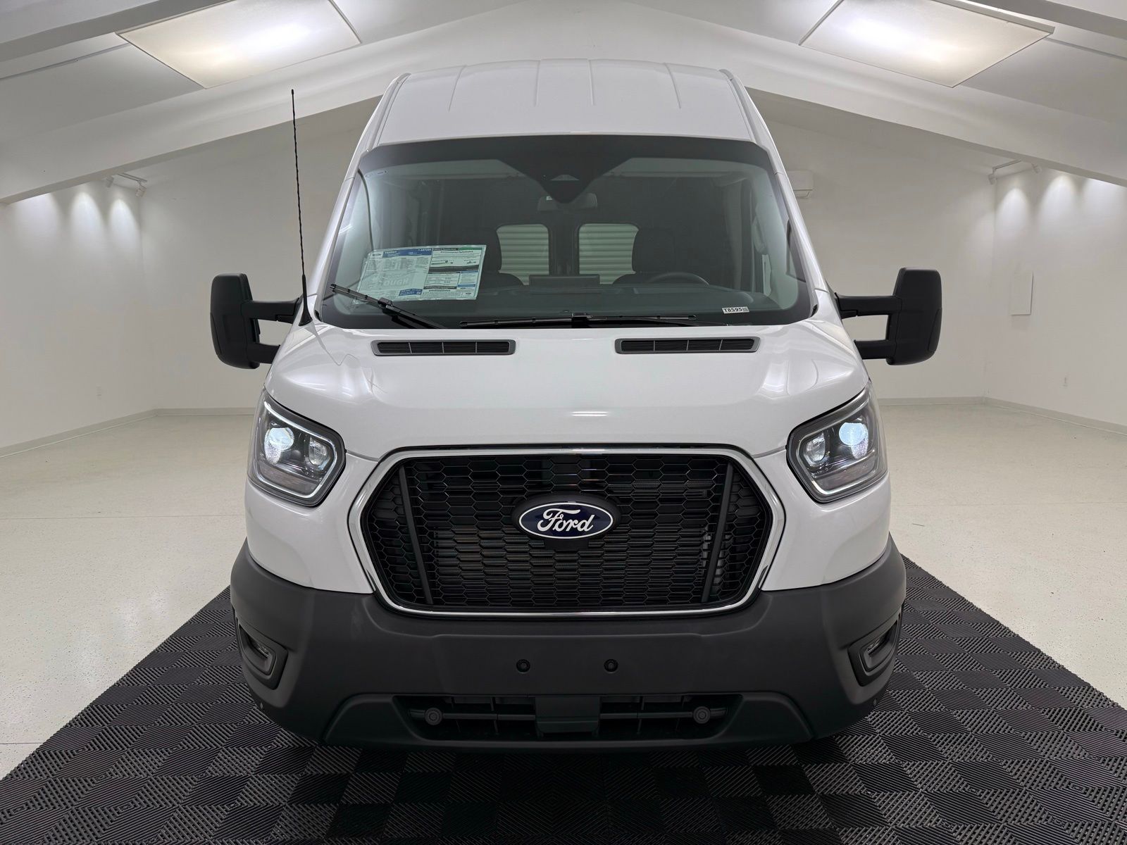 New 2026 Ford Transit 250 - photo 5