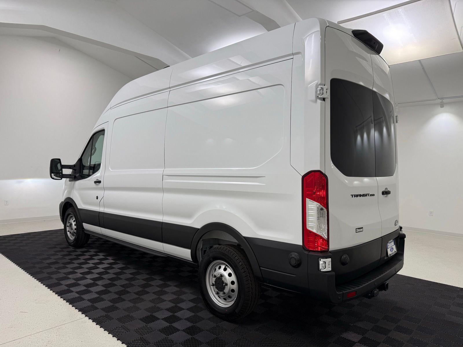 New 2026 Ford Transit 250 - photo 7