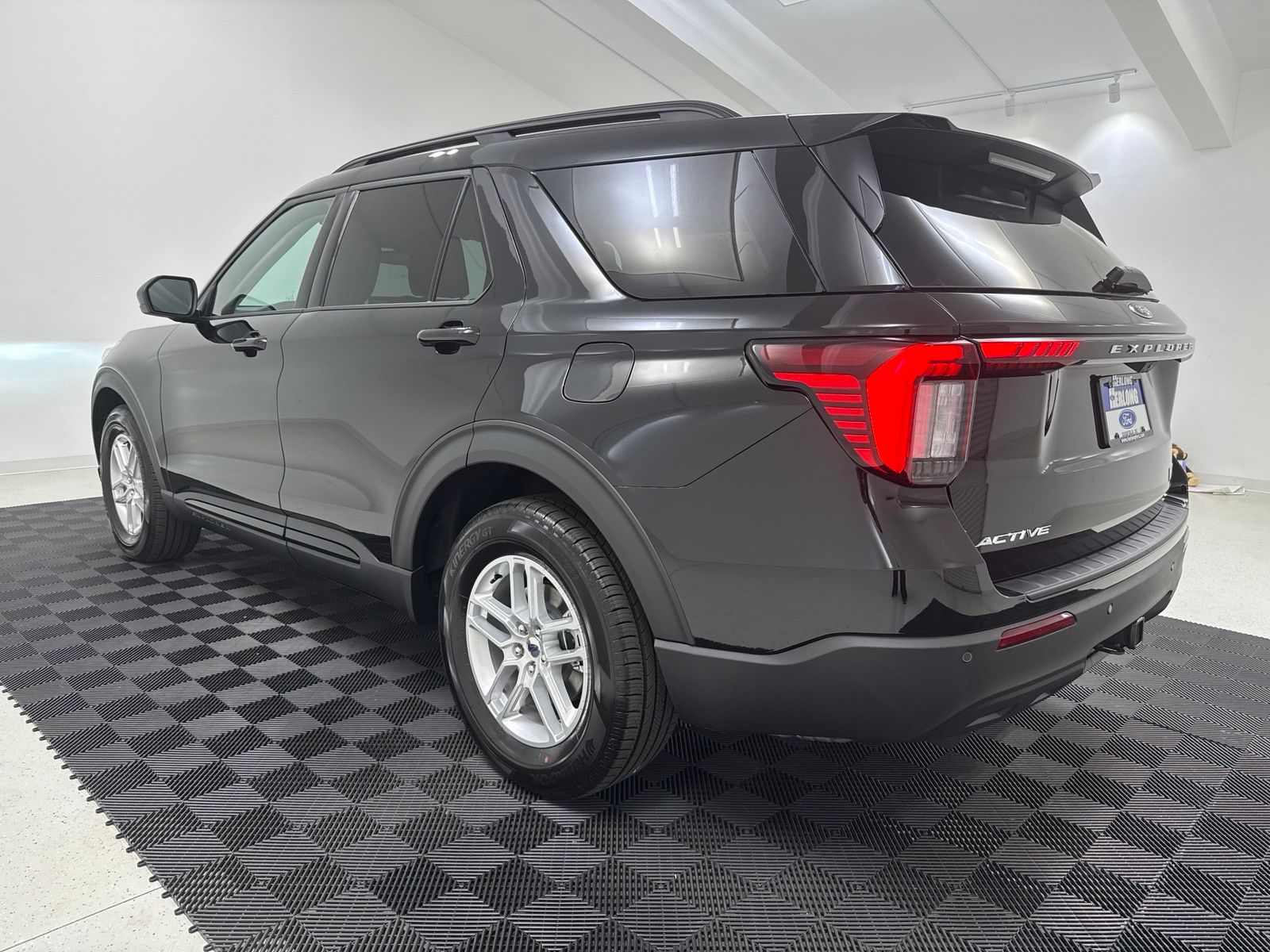 New 2026 Ford Explorer Active - photo 6