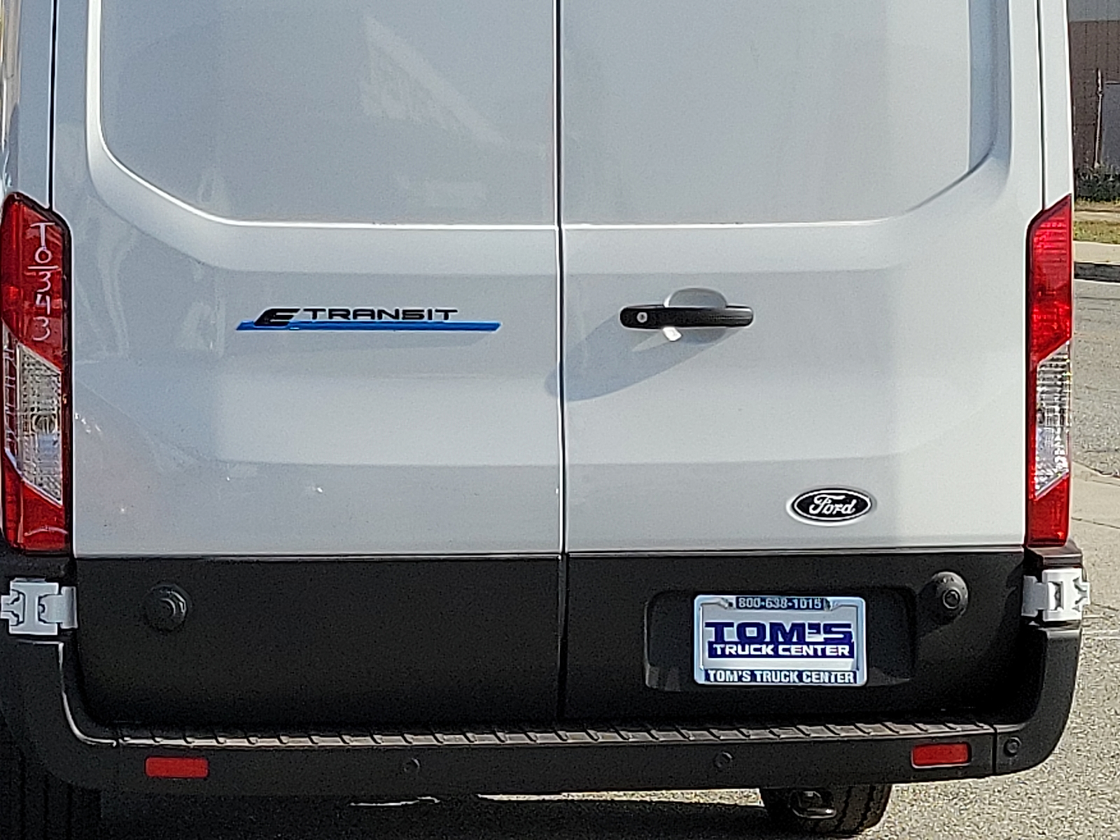 New 2026 Ford E-Transit 350 - photo 22