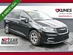 Used 2022 Chrysler Pacifica Limited Minivan for sale #02P1997 - photo 1