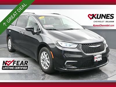 Used 2022 Chrysler Pacifica Touring L Minivan for sale #02P2063 - photo 1