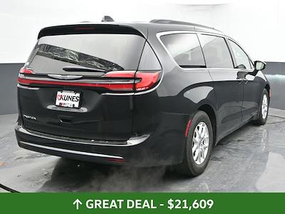 Used 2022 Chrysler Pacifica Touring L Minivan for sale #02P2063 - photo 2