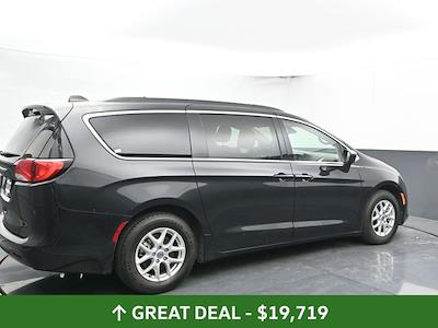 Used 2021 Chrysler Voyager LXI Minivan for sale #02P2153 - photo 2