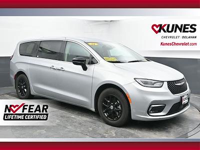 Used 2024 Chrysler Pacifica Touring L Minivan for sale #02P2414 - photo 1