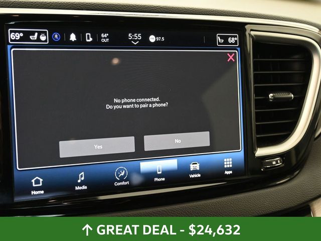 Used 2024 Chrysler Pacifica - photo 31