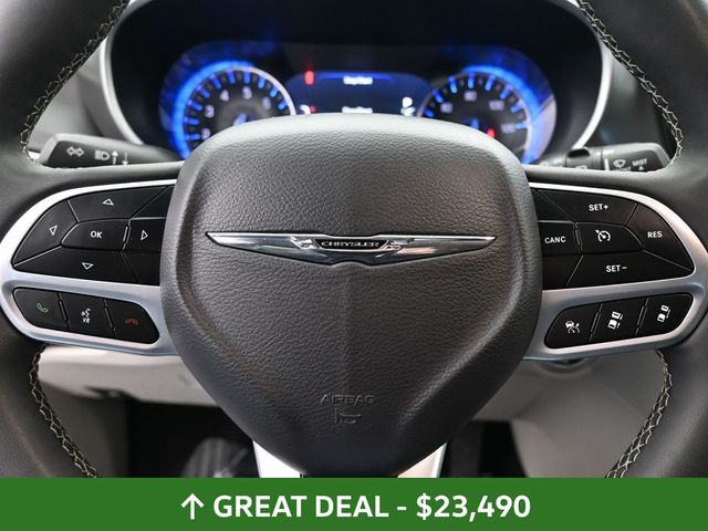 Used 2024 Chrysler Pacifica - photo 34