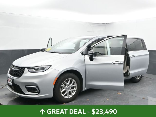 Used 2024 Chrysler Pacifica - photo 57