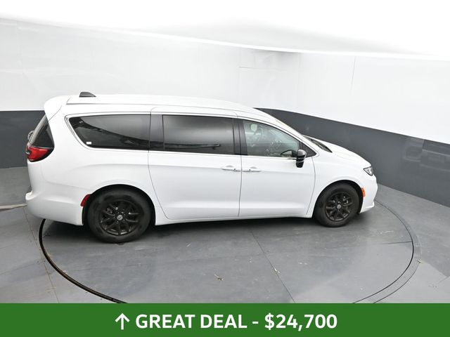 Used 2024 Chrysler Pacifica - photo 45