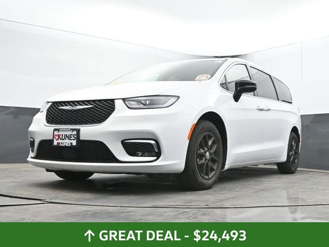 Used 2024 Chrysler Pacifica - photo 50