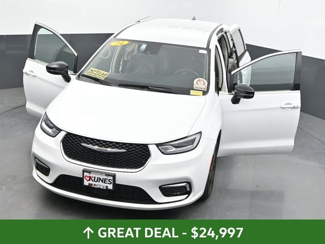 Used 2024 Chrysler Pacifica - photo 62