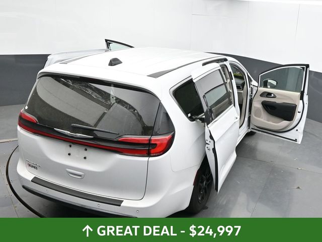 Used 2024 Chrysler Pacifica - photo 67