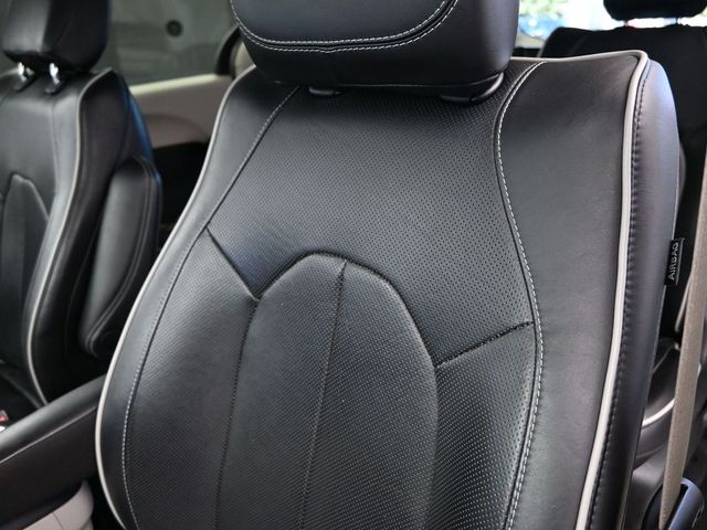 Used 2023 Chrysler Pacifica - photo 23