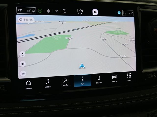 Used 2023 Chrysler Pacifica - photo 32