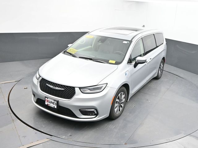 Used 2023 Chrysler Pacifica - photo 44
