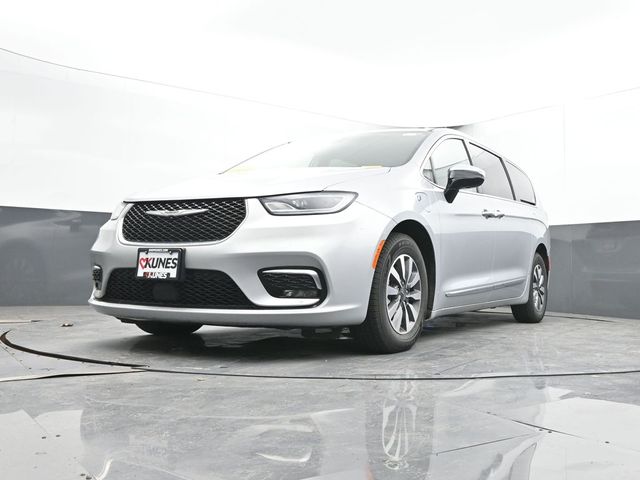 Used 2023 Chrysler Pacifica - photo 52