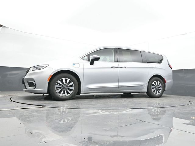 Used 2023 Chrysler Pacifica - photo 53