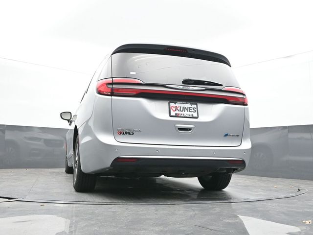 Used 2023 Chrysler Pacifica - photo 55