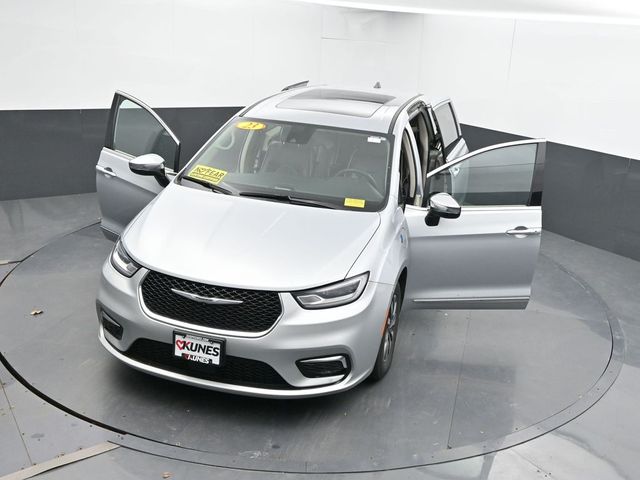 Used 2023 Chrysler Pacifica - photo 60