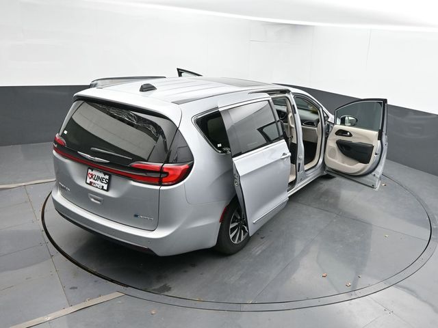 Used 2023 Chrysler Pacifica - photo 61