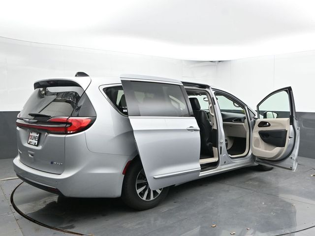 Used 2023 Chrysler Pacifica - photo 63