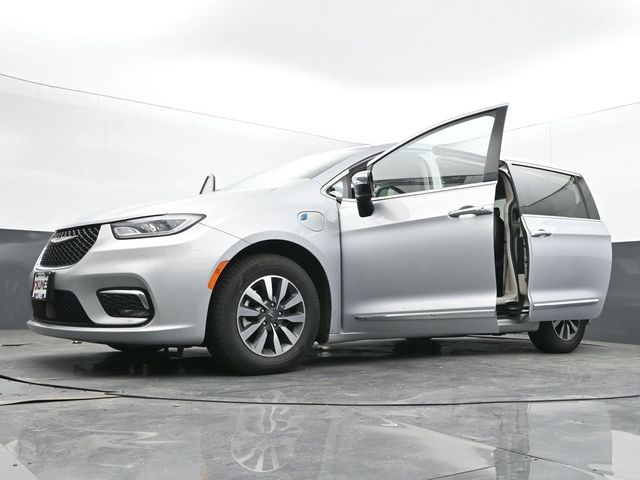 Used 2023 Chrysler Pacifica - photo 76