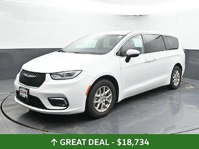 2023 Chrysler Pacifica FWD Minivan for sale #02P2644 - photo 1