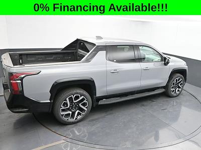 New 2025 Chevrolet Silverado EV RST Crew Cab AWD Pickup for sale #02T2101 - photo 2