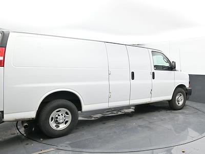 Used 2018 Chevrolet Express 2500 - photo 1