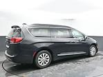 Used 2017 Chrysler Pacifica Touring L Minivan for sale #02X1024N - photo 10