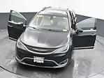 Used 2017 Chrysler Pacifica Touring L Minivan for sale #02X1024N - photo 60
