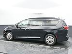 Used 2017 Chrysler Pacifica Touring L Minivan for sale #02X1024N - photo 7
