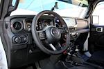 Used 2024 Jeep Gladiator Rubicon Crew Cab for sale #190336A - photo 8
