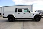2021 Jeep Gladiator Crew Cab 4WD Pickup for sale #250141A - photo 4