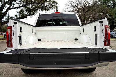 New 2025 Ford F-150 Lariat SuperCrew Cab for sale #B25974 - photo 2