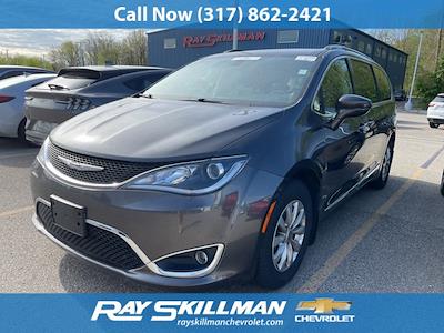 Used 2019 Chrysler Pacifica Touring L Minivan for sale #P11112 - photo 1