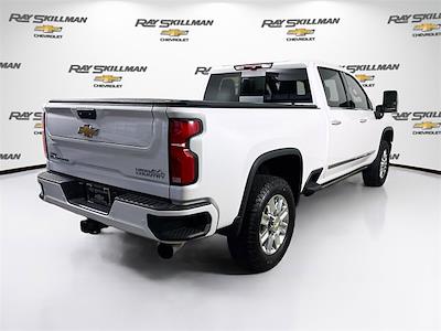 Used 2025 Chevrolet Silverado 3500 High Country Crew Cab for sale #P11201A2 - photo 2