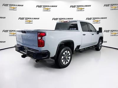 Used 2024 Chevrolet Silverado 2500 - photo 1