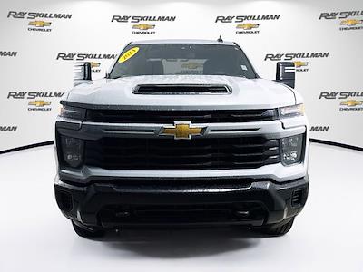 Used 2024 Chevrolet Silverado 2500 - photo 1