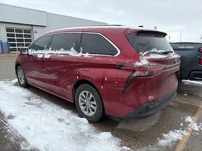 Used 2022 Toyota Sienna - photo 1