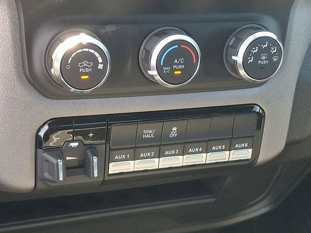 Used 2024 Ram 2500 - photo 28