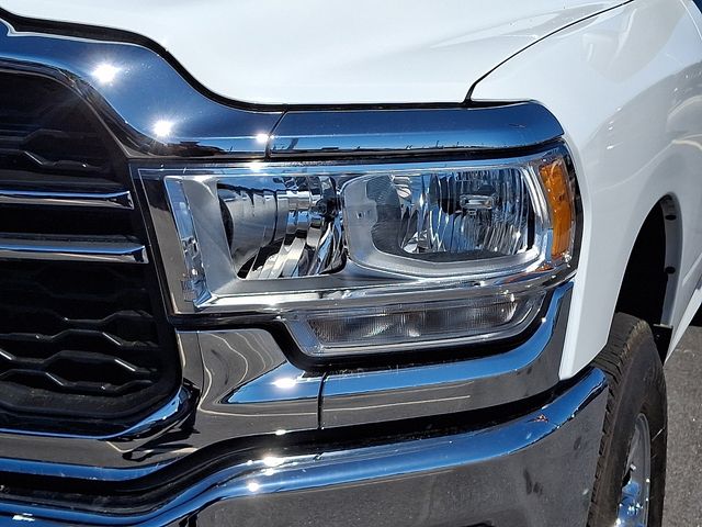 Used 2024 Ram 2500 - photo 30