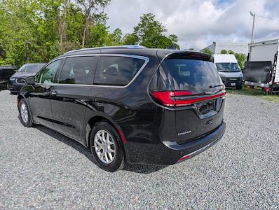 Used 2021 Chrysler Pacifica Touring L Minivan for sale #BJ1589 - photo 2