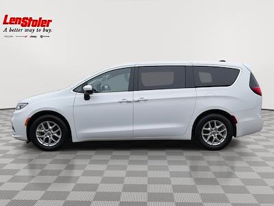 Used 2023 Chrysler Pacifica - photo 1