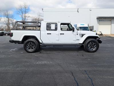Used 2022 Jeep Gladiator - photo 1