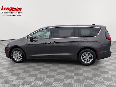 2023 Chrysler Pacifica FWD Minivan for sale #BJ2616 - photo 2
