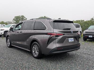 Used 2021 Toyota Sienna LE Minivan for sale #J1716AB - photo 2